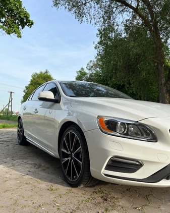 Volvo S60 cena 65500 przebieg: 104000, rok produkcji 2017 z Lublin małe 497